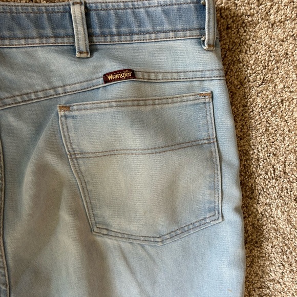 Vintage Wrangler cut off jeans. Light wash. 38 waist. 80’s cowboy. American - Picture 7 of 12